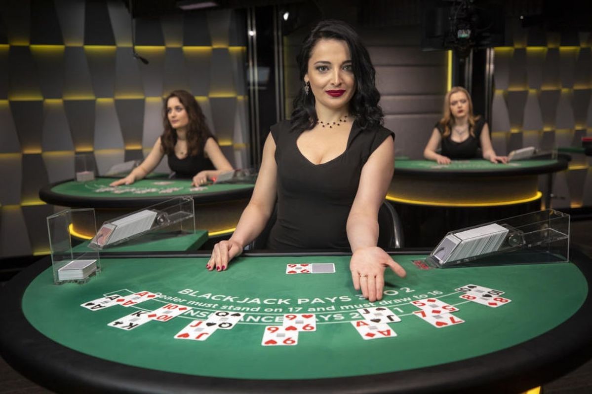 SlotsSpot Live Casino